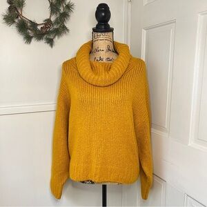 Anthropologie Pilcro Turtleneck Chunky Knit Sweater in Gold